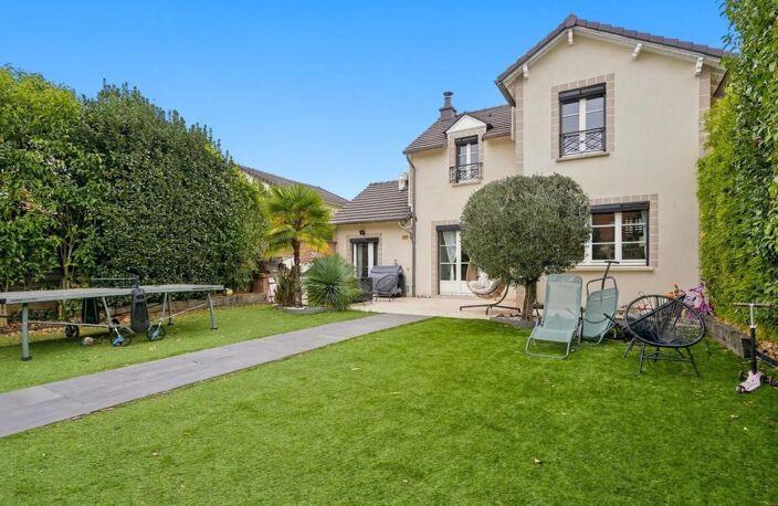 Maison de 6 pièces de 270 m² à Saint-Brice-sous-Forêt — photo 2