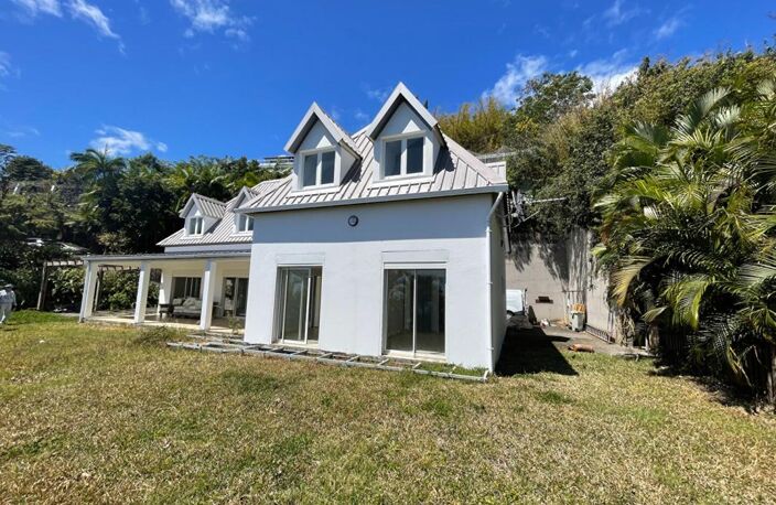 Villa T9 - St Denis - BELLEPIERRE — photo 3