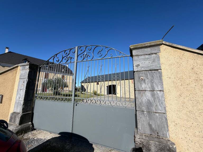Magnifique corps de ferme à louer à Lourenties - 1500€ — photo 1
