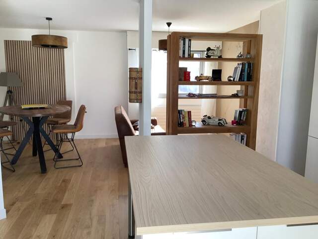 Appartement rénové Coeur de  Ville T3 avec ascenseur et place de parking sécurisée — photo du bien