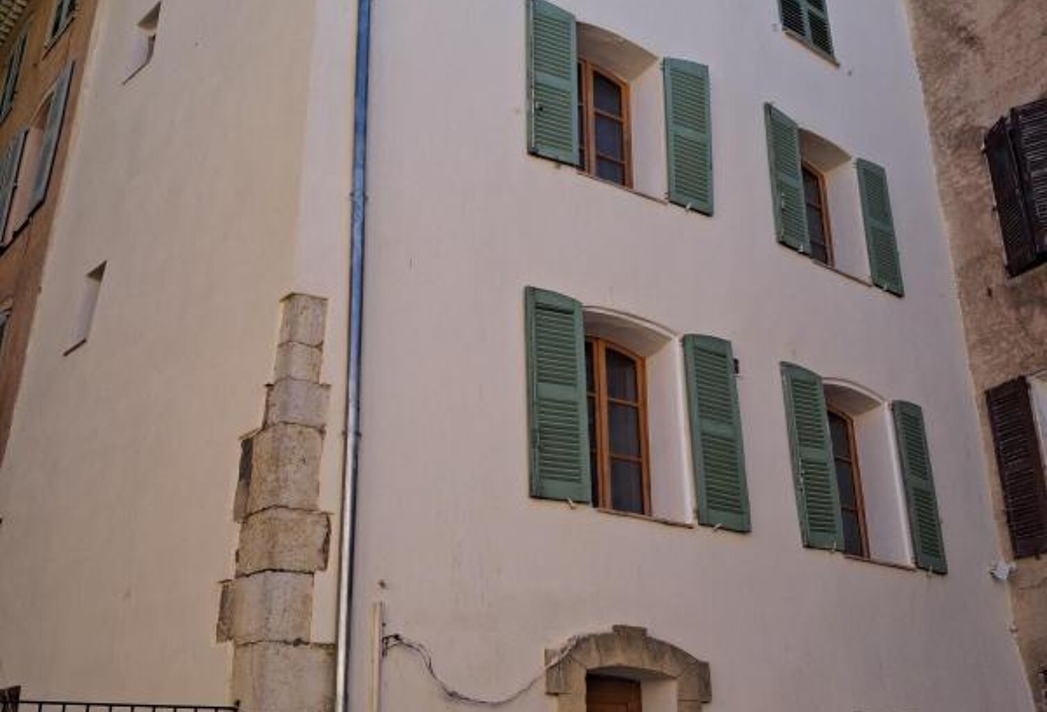 Maison de village en cours de rénovation — photo 1