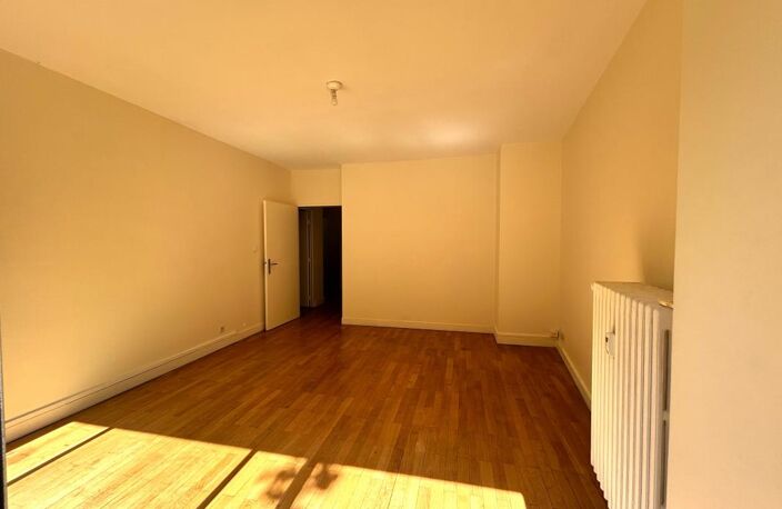 Sainte Foy Les Lyon , Appartement 2 pièce(s) 66 m2 — photo 3