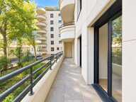 LYON 3E – T4 AVEC BALCONS, GARAGE ET CAVE – À DEUX PAS DE LA PART-DIEU — photo 4