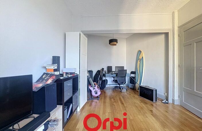 Charmant T2 de 42 m² dans un immeuble des années 30 avec ascenseur — photo 2