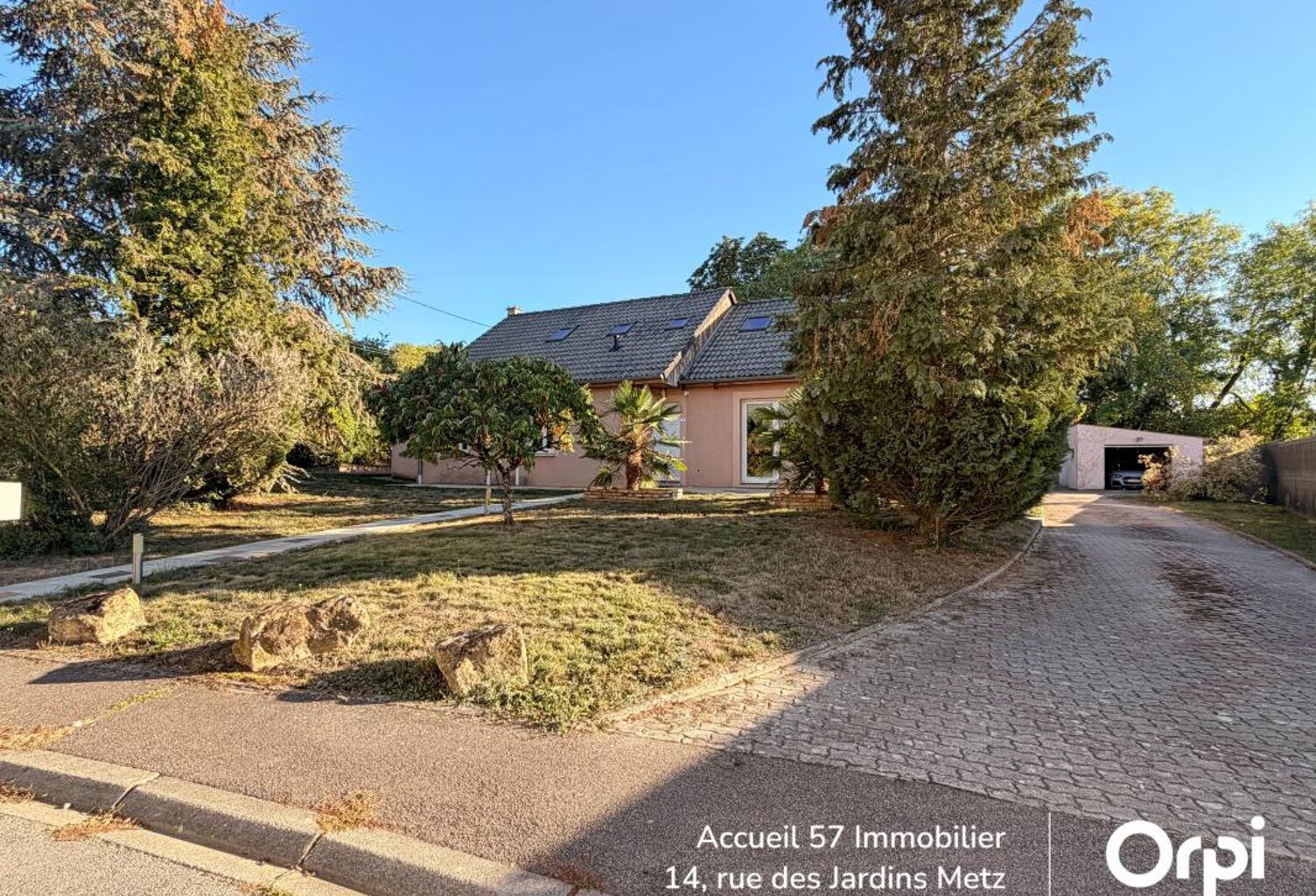 Maison À Vendre — photo 1