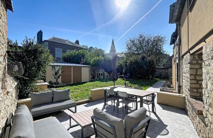 Maison familiale 4 chambres Coup de Cœur entièrement rénovée avec le charme de l'ancien — photo 2