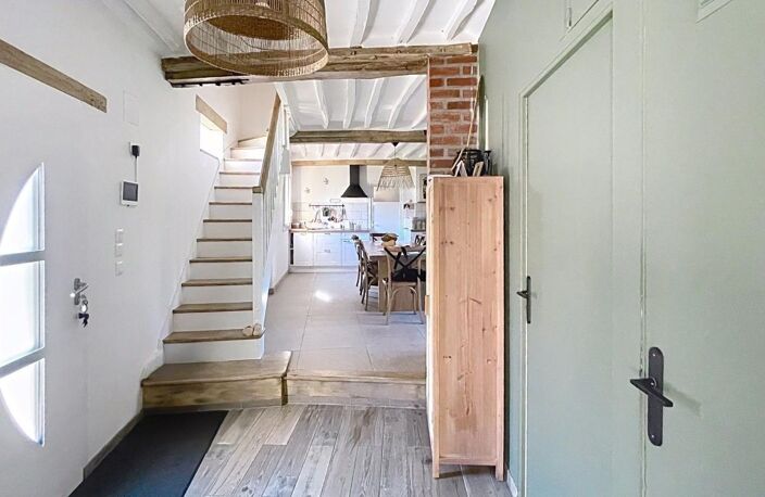 Maison familiale 4 chambres Coup de Cœur entièrement rénovée avec le charme de l'ancien — photo 4
