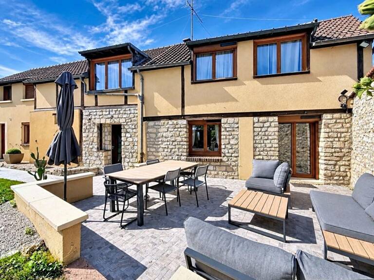 Maison familiale 4 chambres Coup de Cœur entièrement rénovée avec le charme de l'ancien — photo 1