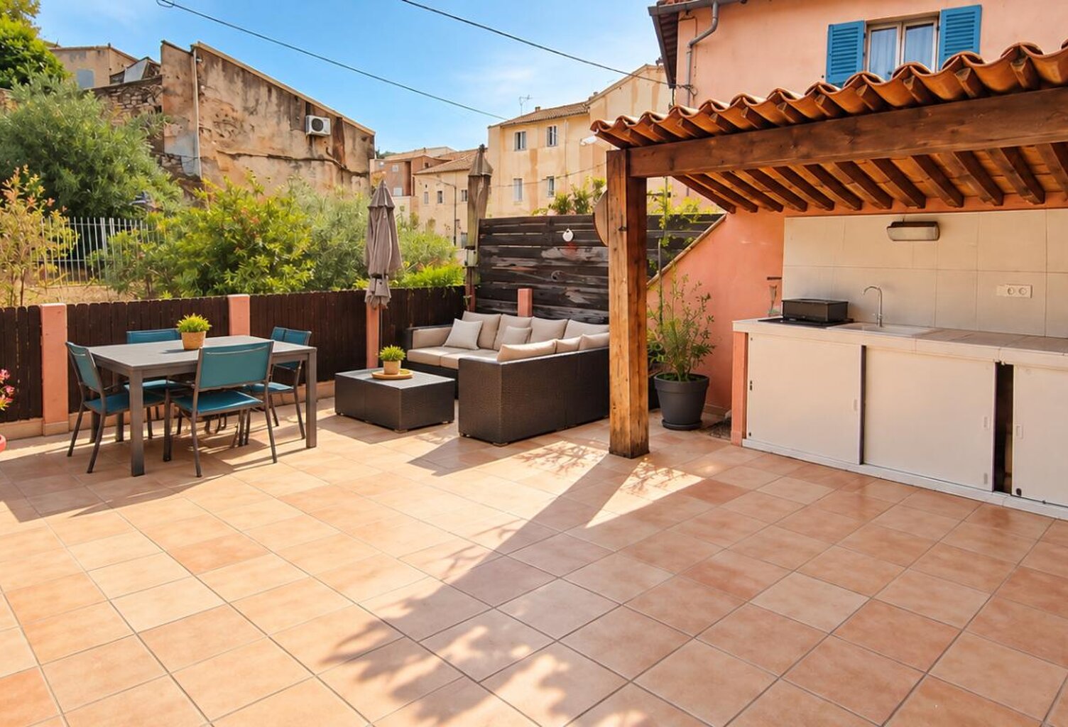 Maison de ville 3P Draguignan Terrasse Garage — photo 1