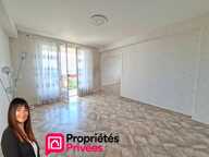 Roanne centre T5 avec balcon, vue dégagée et garage — photo 3