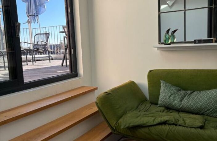 Intra muros Appartement de caractère avec terrasse d'exception et ascenseur — photo 2