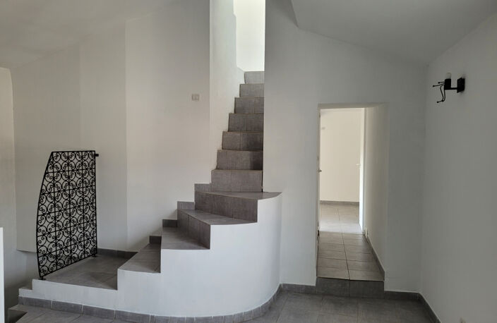 Draguignan, 2 pièces 47m² avec mezzanine et terrasse de 12m² — photo 3