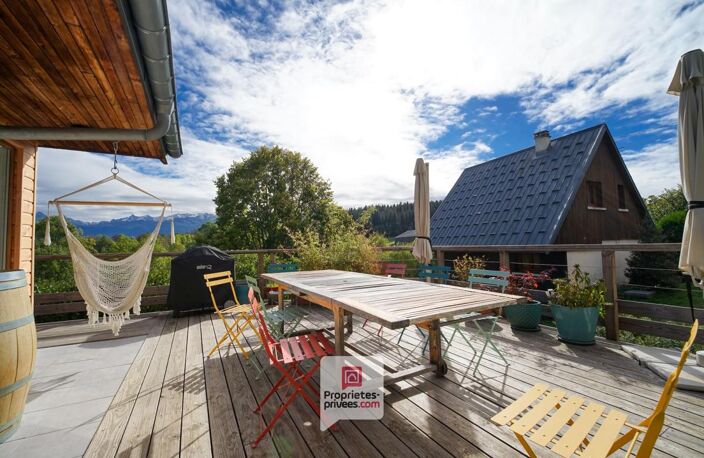 Plateau des Petites Roches (38660) - Chalet avec vue Belledonne - 3 chambres -jardin-  parking — photo 2