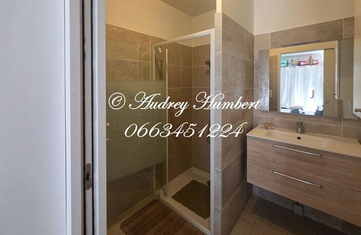 EXCLUSIVITE à VOLX, APPARTEMENT T2, 41 m², dans résidence récente avec parking, ascenseur et piscine — photo 5