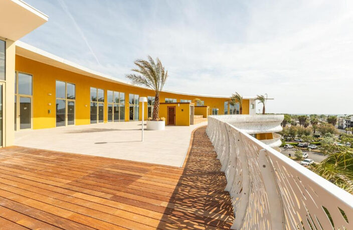 VILLAGE NATURISTE. Grand Duplex T3 de plus de 83 m² avec Garage Privé — photo 5
