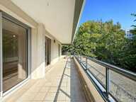 Appartement Clermont-ferrand 3 pièce(s) 84 m2 - Grande terrasse au calme et sans vis à visb — photo 2
