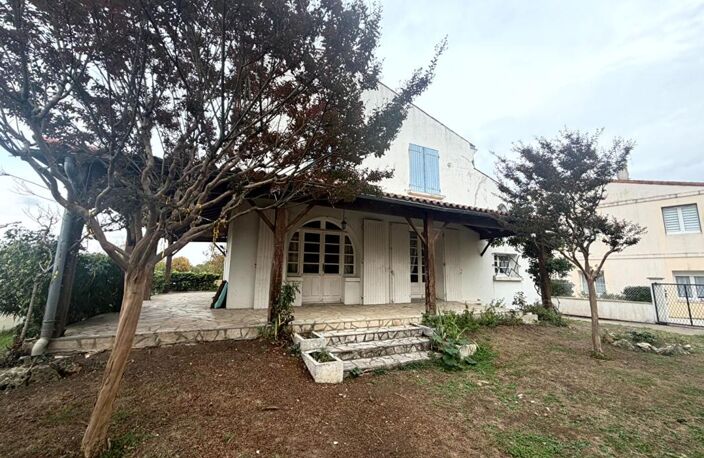 Au coeur de Saujon ? Maison familiale de 133 m2 avec 402 m2 terrain à rénover — photo 2