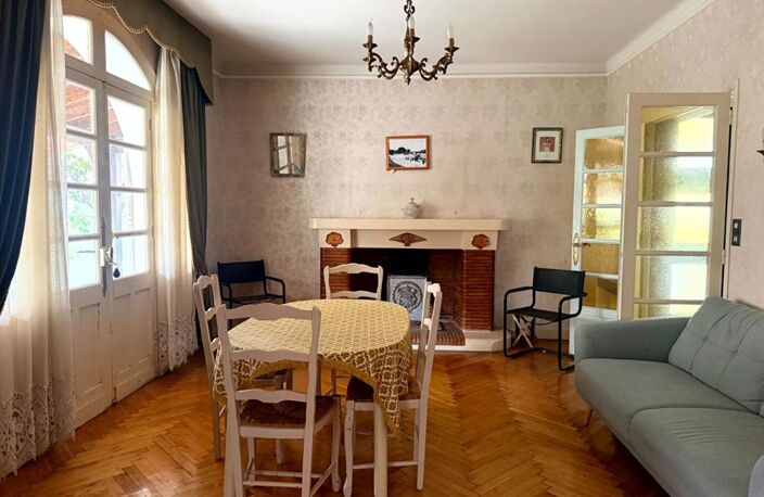 Au coeur de Saujon ? Maison familiale de 133 m2 avec 402 m2 terrain à rénover — photo 4