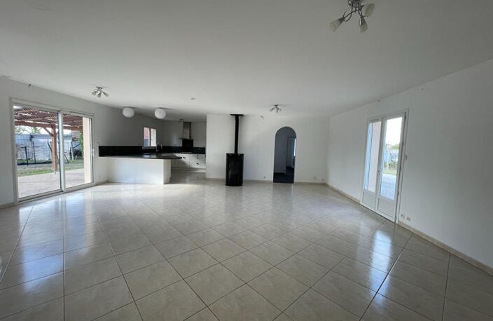 Plain-pied 5 chambres + 1 bureau — photo 2