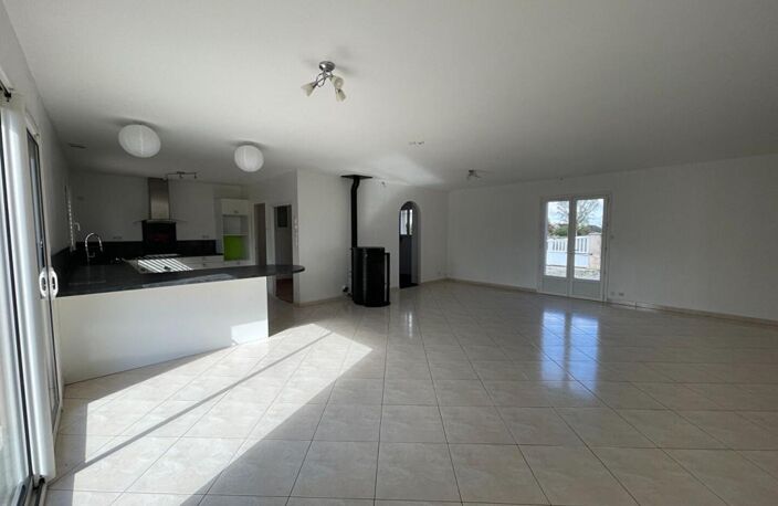 Plain-pied 5 chambres + 1 bureau — photo 3