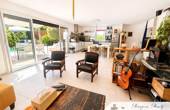Vente Villa Douzens  - 5 pièce(s)  - 114 m2  avec piscine, jardin et immense garage — photo 3