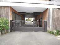 PARKING PRIVE ET SECURISE A AIGUILLON — photo 3