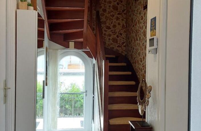 Maison Rostrenen 6 pièce(s) 110 m2 — photo 3