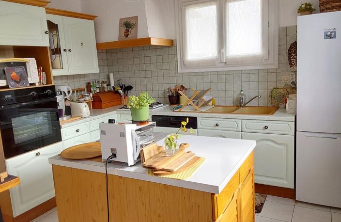 Maison Rostrenen 6 pièce(s) 110 m2 — photo 4