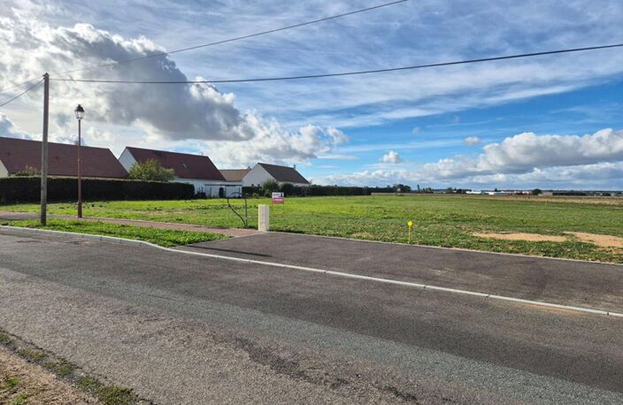 TERRAIN DE 889M² À YÈVRES — photo 2