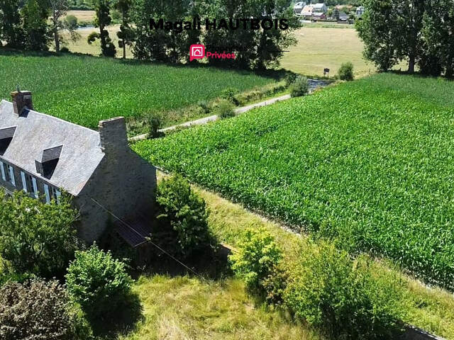 Maison en pierre à rénover et dépendances  Le Val Saint Père 6 pièce(s) 149 m2 — photo du bien