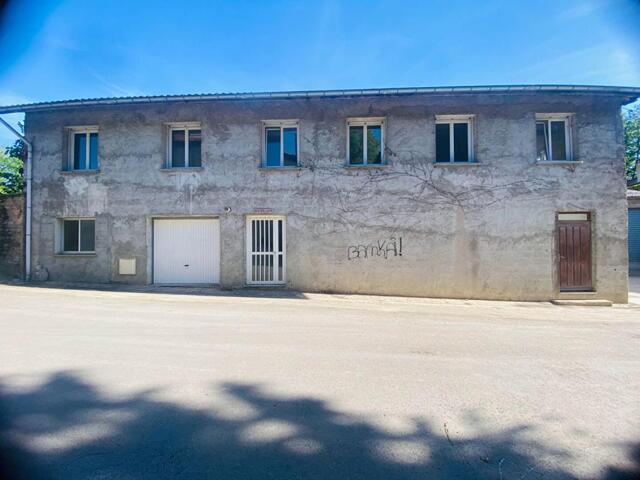 Immeuble à Saint-Amour