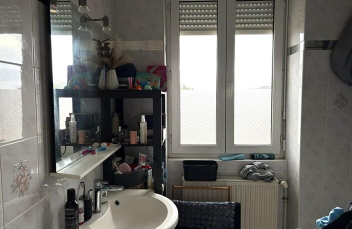 St JEAN BONNEFONDS 42650  limite La TALAUDIERE 42350 appartement 77.5 m²  3 chambres plus combles Garage et Cave — photo 3