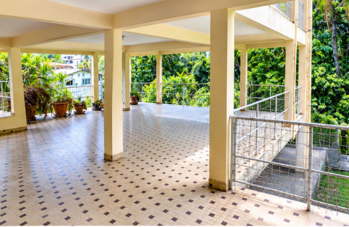 VILLA 4 PIÈCES - 3 CHAMBRES - TERRAIN 2000M² - LE LAMENTIN — photo 4