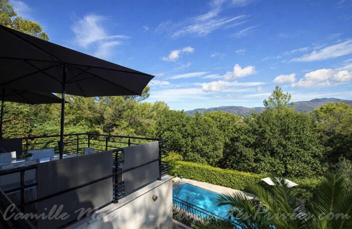 Saint-Raphaël - Valescure - Villa provençale avec piscine, vue Estérel et appartement indépendant — photo 2