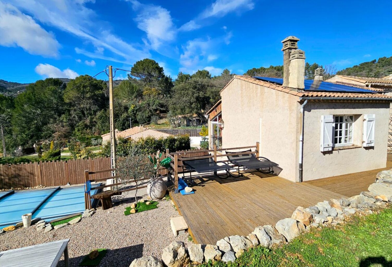 Maison unifamilialle ou deux logements, terrain 1900 m2 , piscine — photo 1