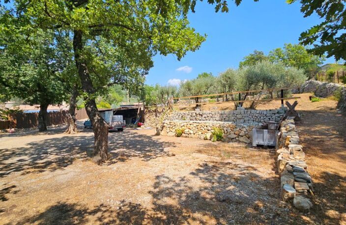 Maison unifamilialle ou deux logements, terrain 1900 m2 , piscine — photo 2