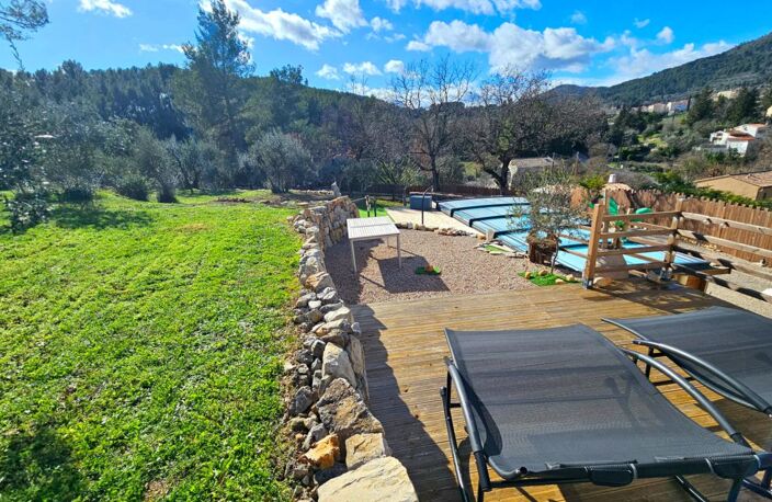 Maison unifamilialle ou deux logements, terrain 1900 m2 , piscine — photo 3