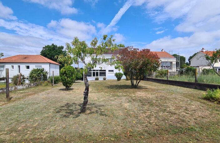 Terrain + Maison Gorges 4 P . 3 Chs . 84.1 M² . T 719 M² . Balcon . Garage . Sous sol — photo 3