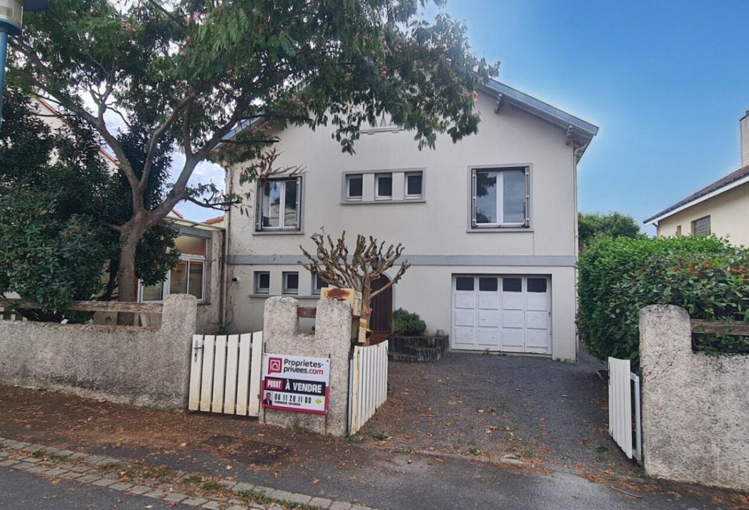 Maison Gorges Centre 8 P . 4 Chs . 174.34 M² . T 575 M² . Garage . Cave . Balcon — photo 1