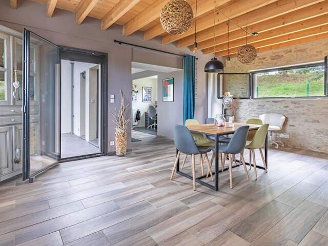 Maison Gorges 5 P . 3 Chs . Bureau . Garage . 135.89 M² . T 667 M² . Terrasses . Préau . Abri — photo du bien