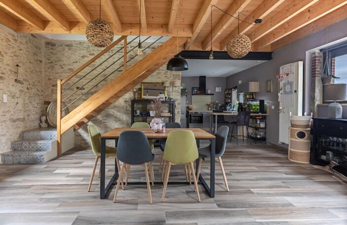 Maison Gorges 5 P . 3 Chs . Bureau . Garage . 135.89 M² . T 667 M² . Terrasses . Préau . Abri — photo 2