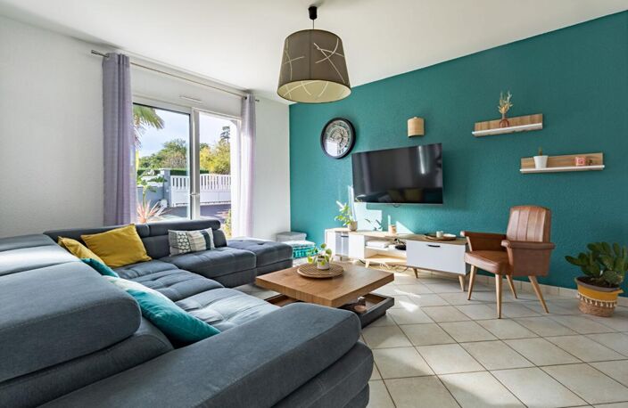 Maison Gorges 6 P . 4 Chs . Bureau . 126.3 M² . Double garages . T 932 M² . Terrasse . Abri jardin — photo 2