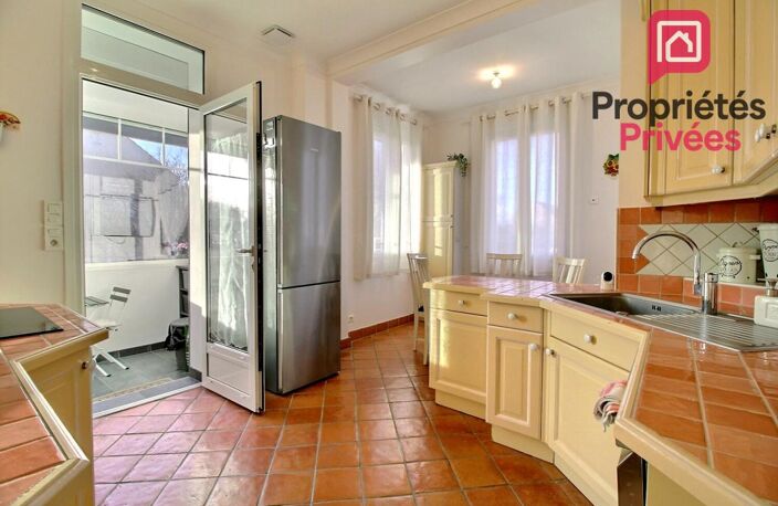 BELLE MAISON de VILLE en MEULIERE de 91 m2 - 2 CHAMBRES, SOUS-SOL, JARDIN, SPA — photo 2