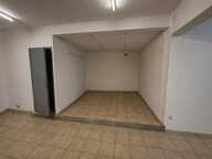 Local / Garage en centre-ville -  Saint Raphael - — photo 4