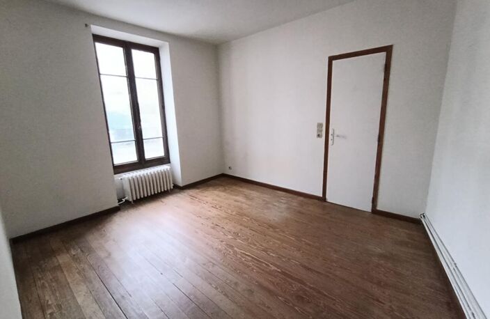 appartement 2 pièces avec cave et grenier — photo 3
