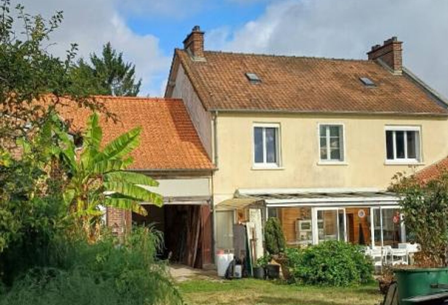MAISON avec Jardin et Dependances — photo 1