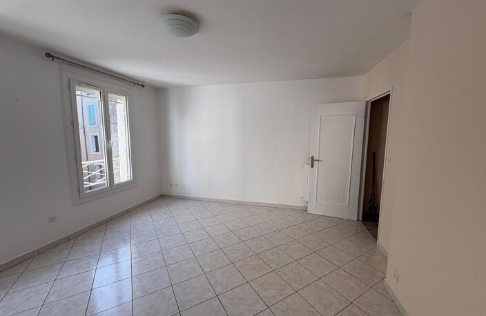 Location appartement 3 pièces 65 m² à Draguignan (83300) — photo 4