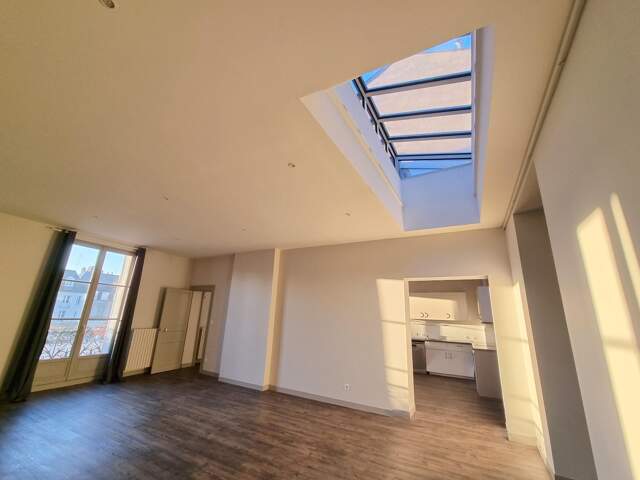 Appartement 3 pièces 120 m² à Tours — photo du bien