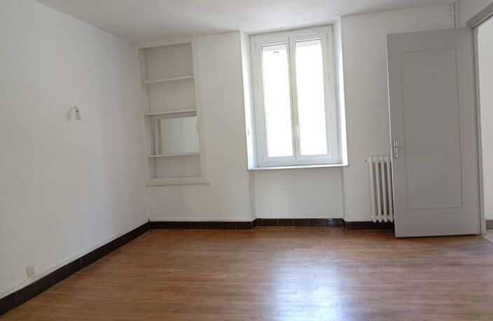 A LOUER MAISON LABASTIDE ROUAIROUX 81270 — photo 3