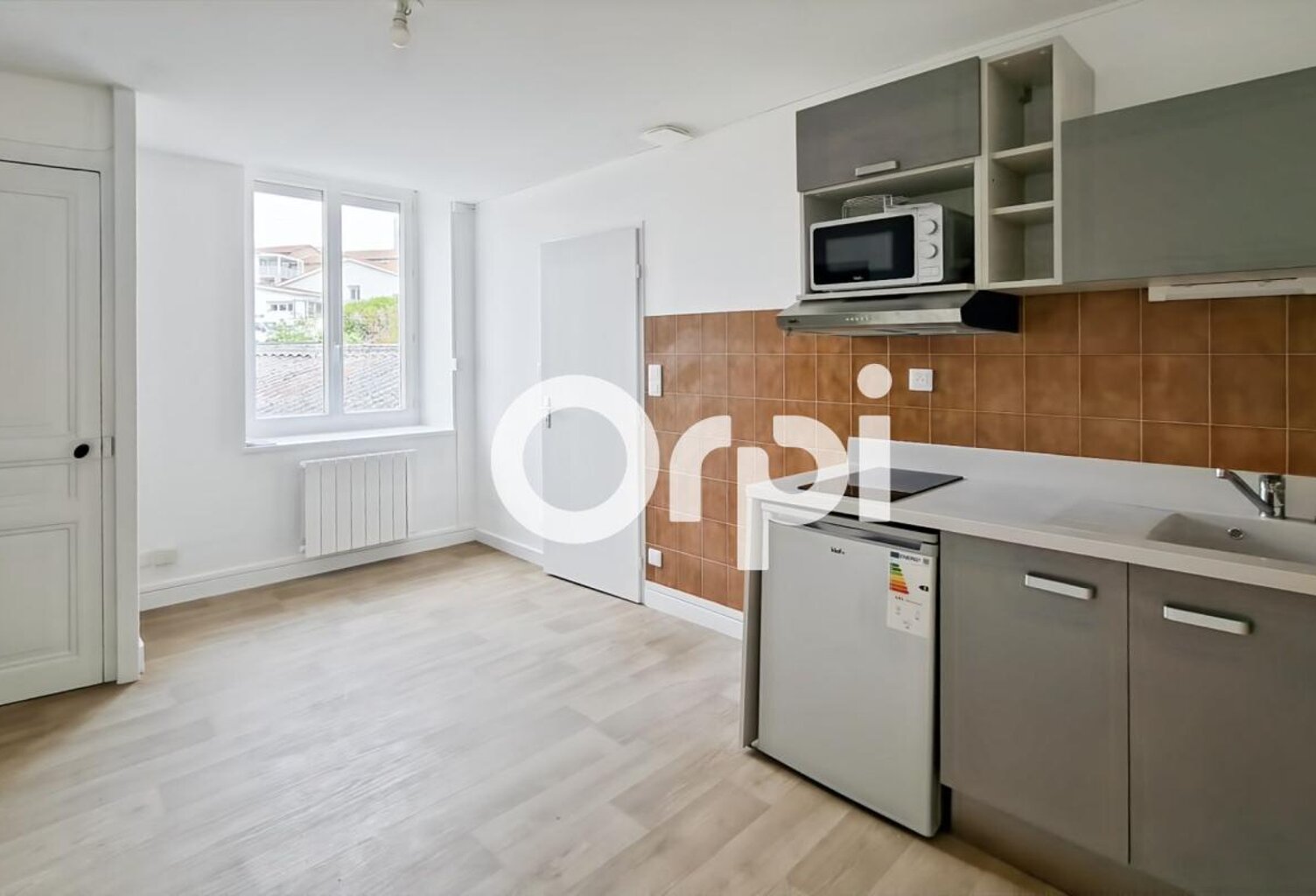 🏡 À LOUER – APPARTEMENT T2 À SAINT-MARTIN-EN-HAUT — photo 1